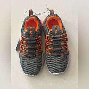 Shaq Sampson Sneakers - Youth Size 2